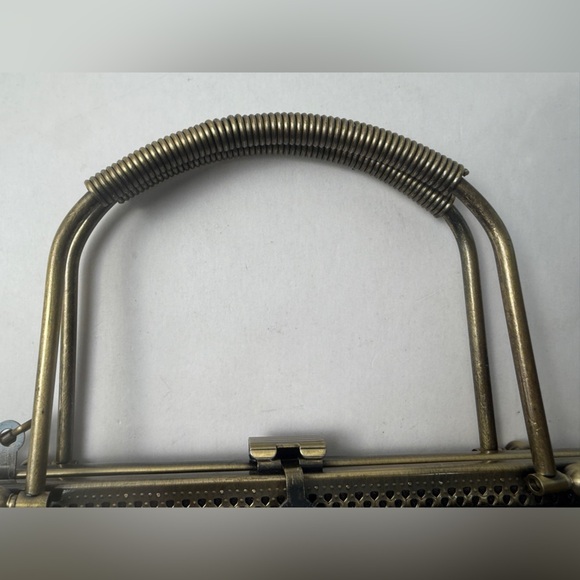 Vintage Looking Black Beaded Clutch Purse with Shoulder Chain Satin Flapper - Picture 8 of 12